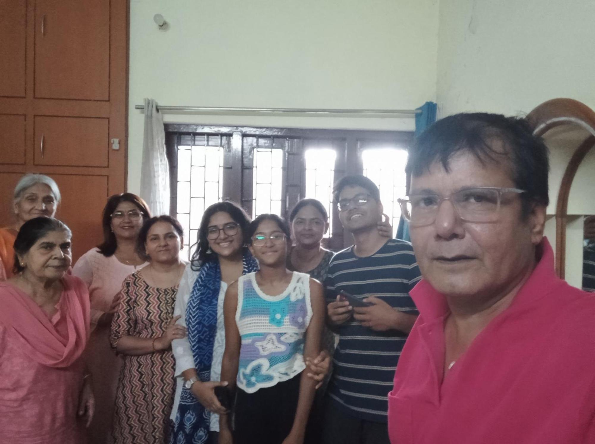 Shanti Niketan Hostel And Homestay Варанасі Екстер'єр фото